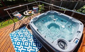 Beach House Hot Tub Getaway